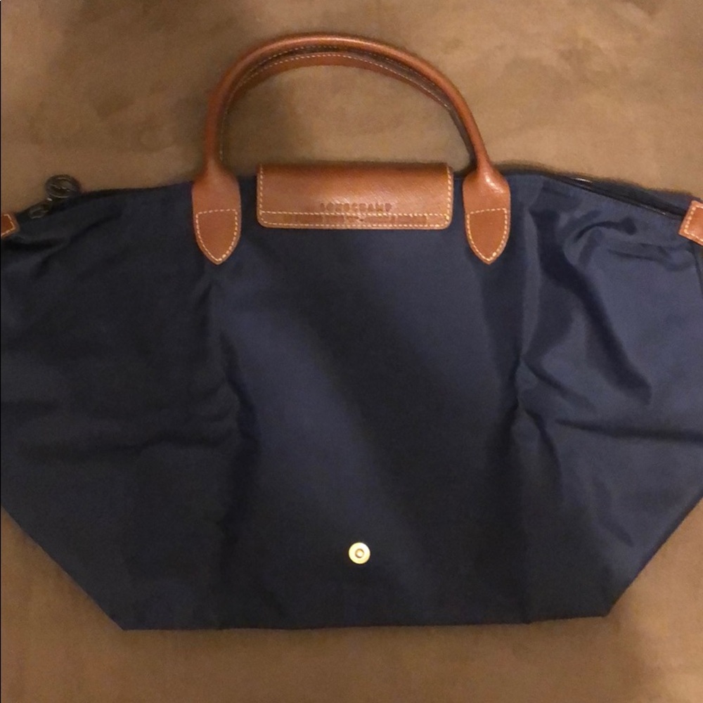 Longchamp 18.5x11in handbag